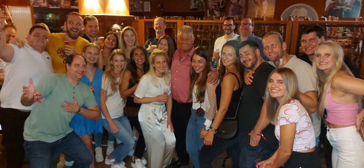 Gruppenfoto bei der Schnüssetring Party